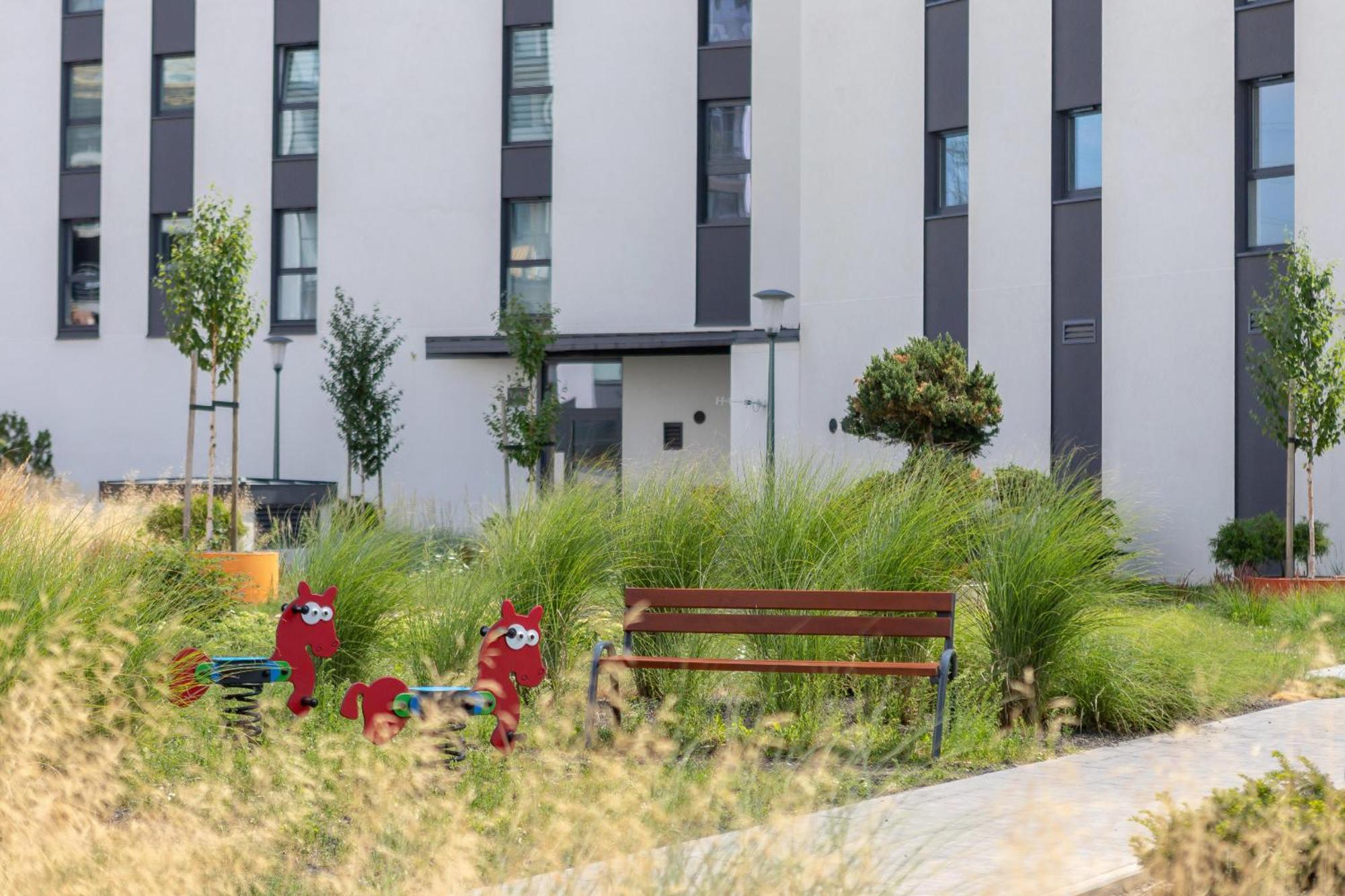 Mogilska With Parking Near Tauron Arena By Renters * Krakov