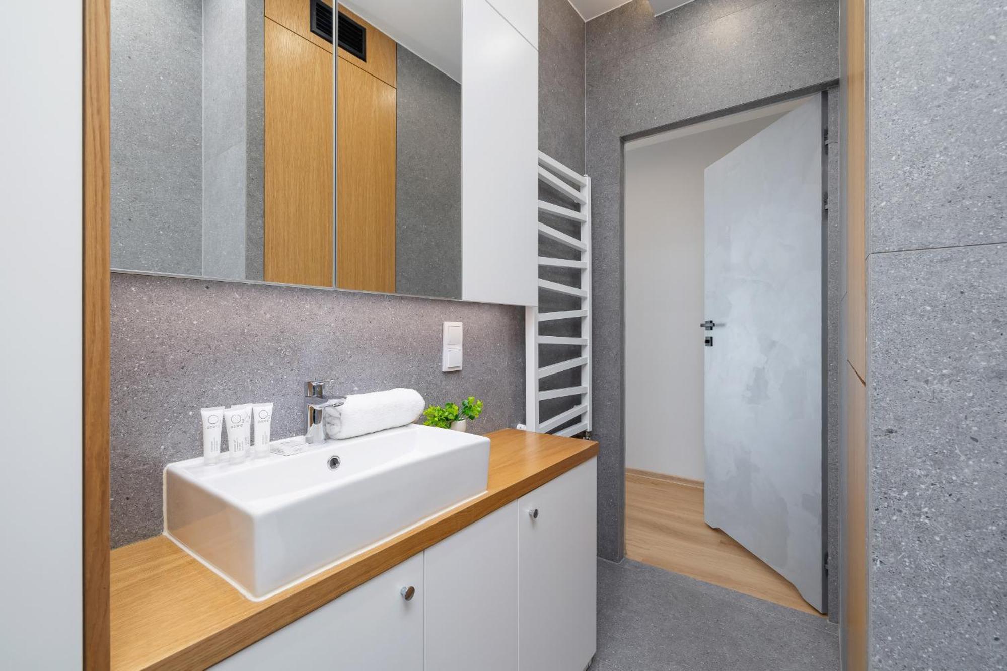 Apartmán Mogilska With Parking Near Tauron Arena By Renters